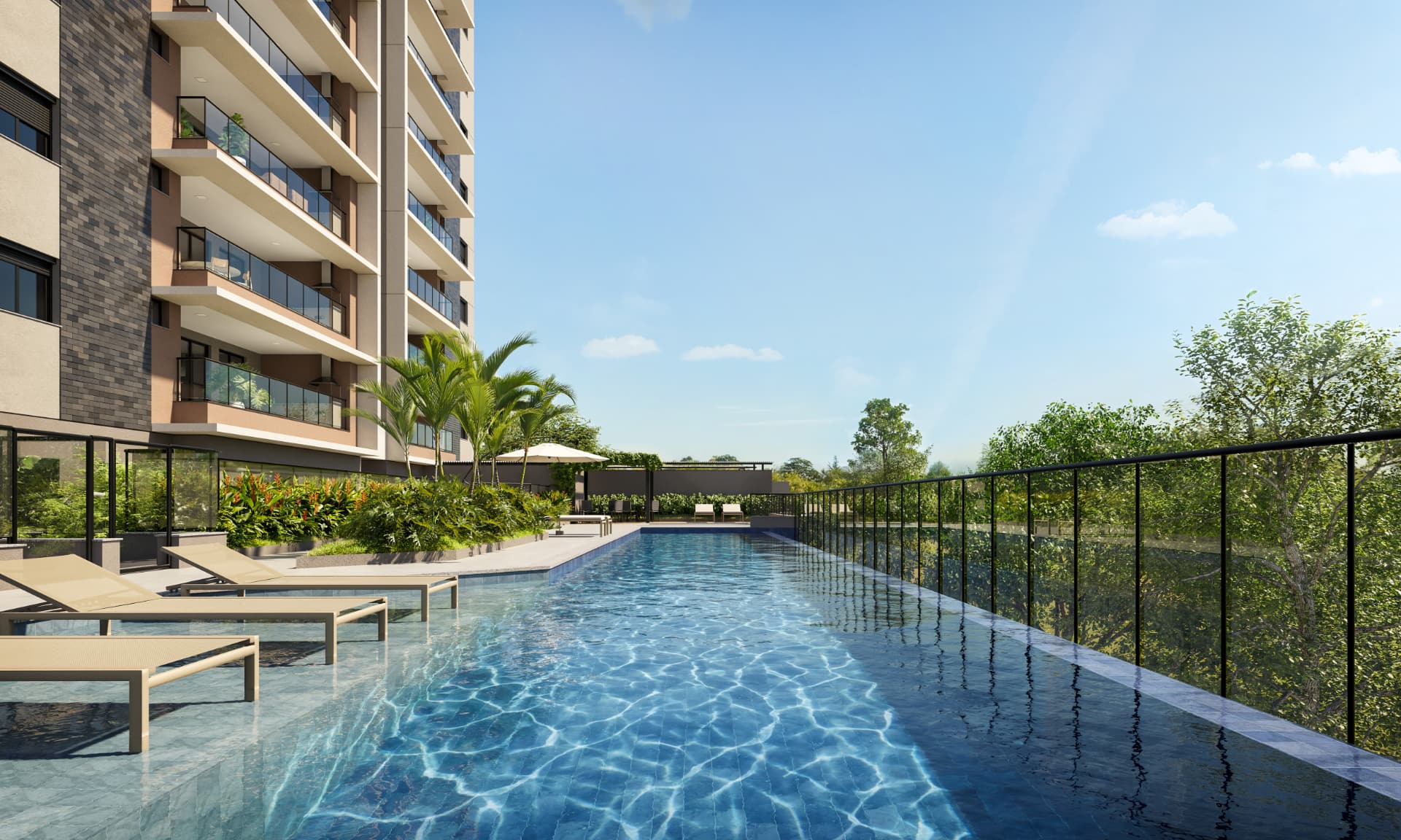 Piscina com deck e espreguiçadeiras